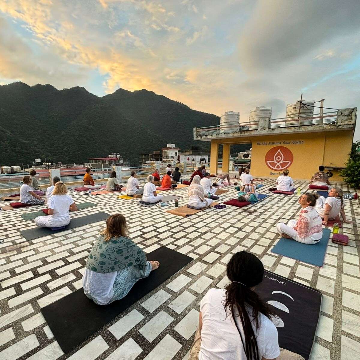 yoga and wellness retreat india
